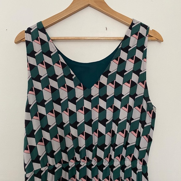 **$5 SALE** Pixley Green Geometric Light Weight Mini Dress - Picture 4 of 5